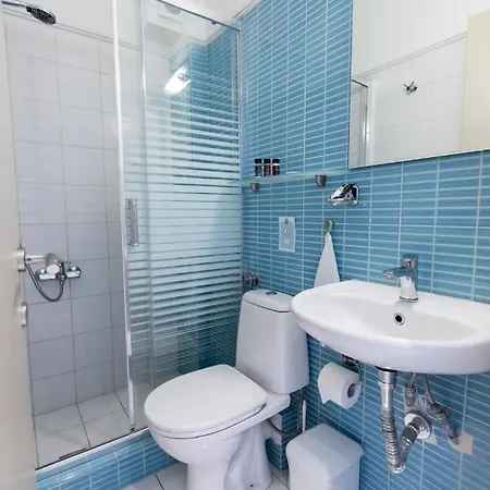 Melissanthi * Paralia Dionisiou