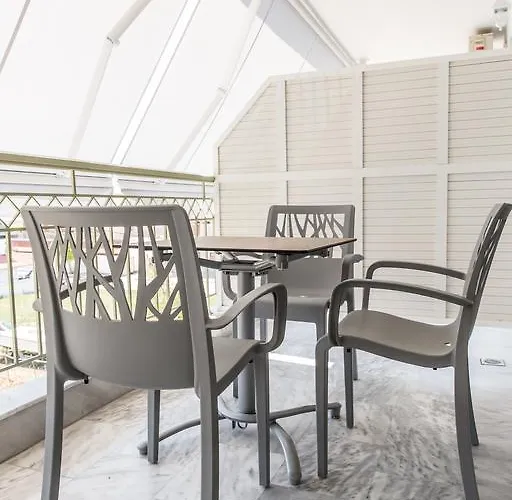 Melissanthi * Paralia Dionysiou