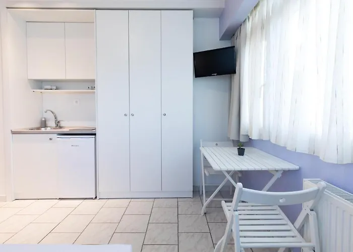 Melissanthi Paralia Dionysiou